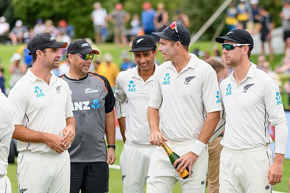 New Zealand leadÂ third-placed South Africa by two rating points