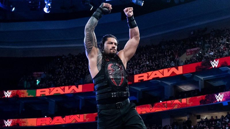 Roman Reigns returns to RAW!