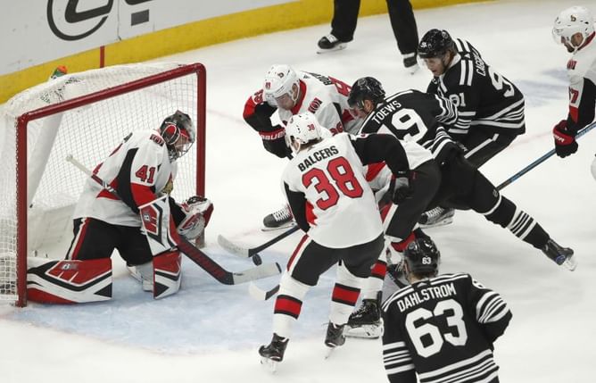 DeBrincat has 5 points, Blackhawks hold off Senators 8-7