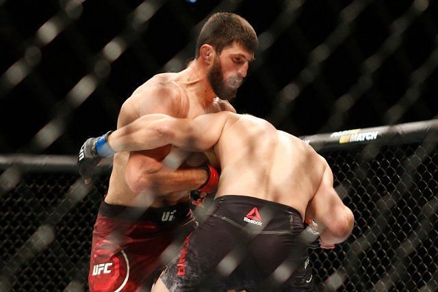 Magomed put on a professional performance.