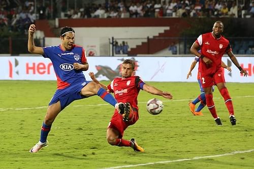 Miku scores for Bengaluru against NorthEast United in the second leg of the ISL semifinal