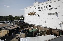 Baltimore sues to block move of Preakness Stakes