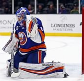 Greiss, Islanders shut out Blue Jackets 2-0