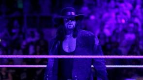 5 WWE सुपरस्टार जोकि रैसलिंग के अलावा कुछ मज़ेदार नौकरियां करते हैं