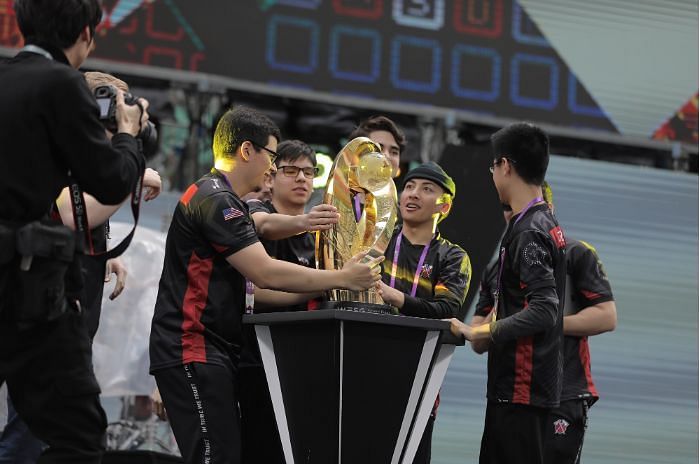 Tribe Gaming with their much-deserved trophy.