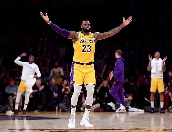 Los Angeles Lakers seem to have left LeBron all on his own