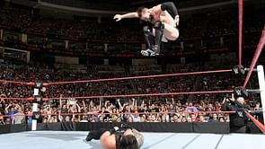 7 WWE रैसलर्स जिन्हें नए फिनिशिंग की सख्त जरूरत है
