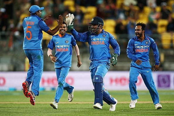 Ravindra Jadeja and Vijay Shankar in a face-off for World Cup spot