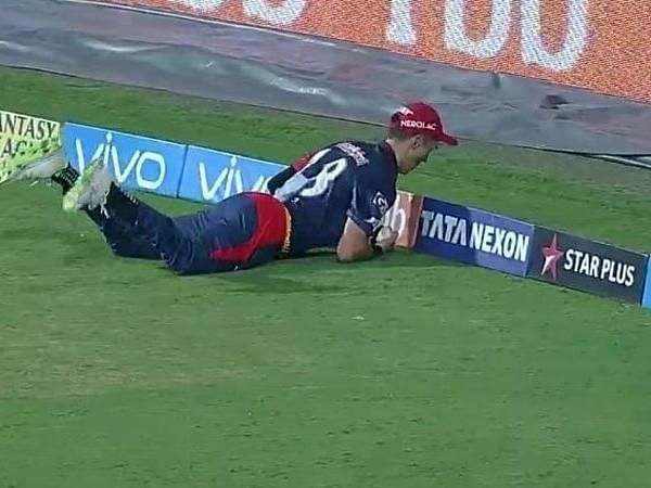 Boult took this stunner to win the Vivo Perfect Catch of the Season