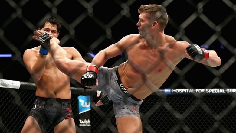 How will Stephen Thompson's counter-striking match up with Anthony Pettis?