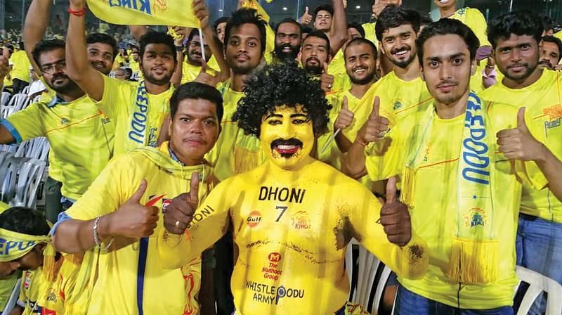 CSK fans dresses to support their team