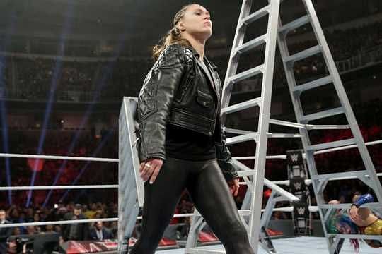 We could see Ronda Rousey make her presence felt at Fastlane during the match