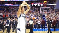 Dirk Nowitzki embracing the crowd after reaching 30,000 points landmark