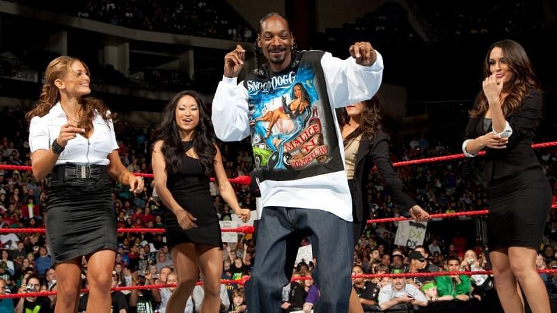 snoop dogg relations with wwe
