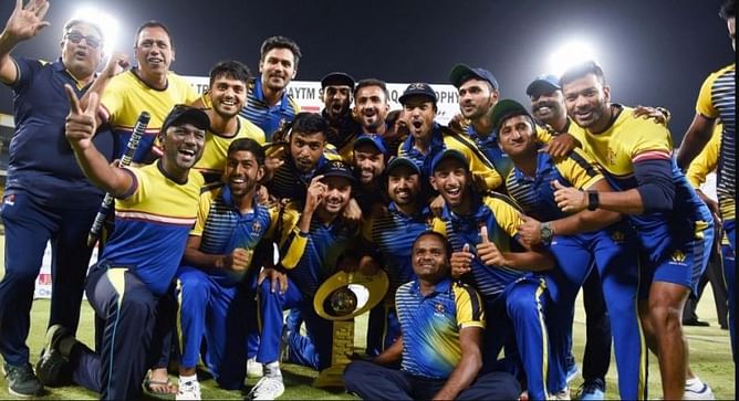 सैयद मुश्ताक़ अली ट्रॉफी 2019: कर्नाटक ने फाइनल में महाराष्ट्र को हराकर पहली बार जीता खिताब