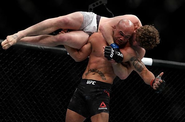 Ben Askren did what he could to Robbie Lawler at UFC 235