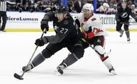 Lightning beat Senators 5-1 for 50th win of season