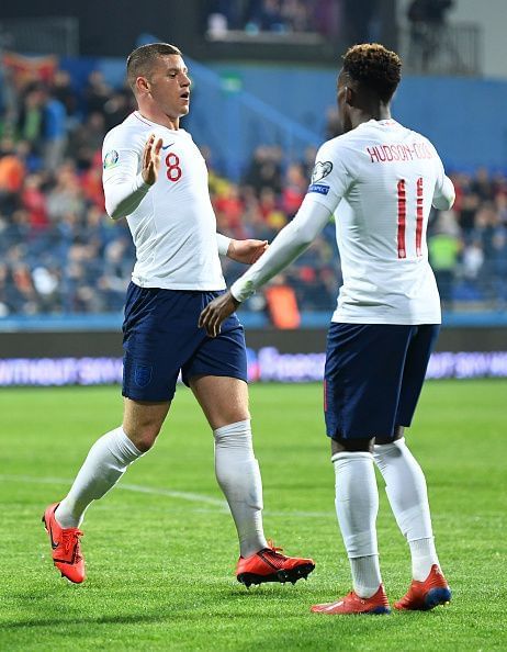 Hudson-Odoi provided the assist for Barkley&#039;s first goal