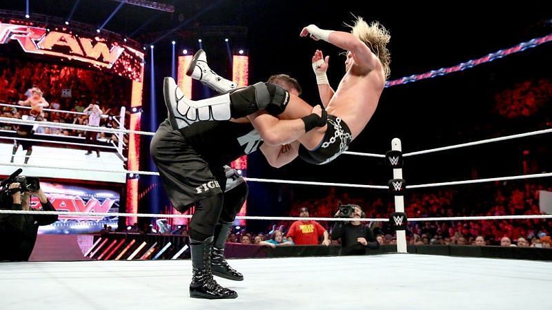 The Pop-up Powerbomb has been kicked out of too many times, and does not look credible enough.