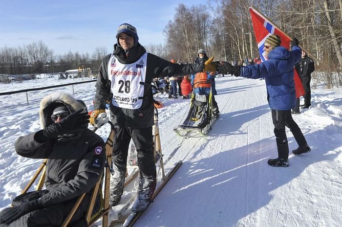 Defending Iditarod champ remains self-proclaimed 'goofball'