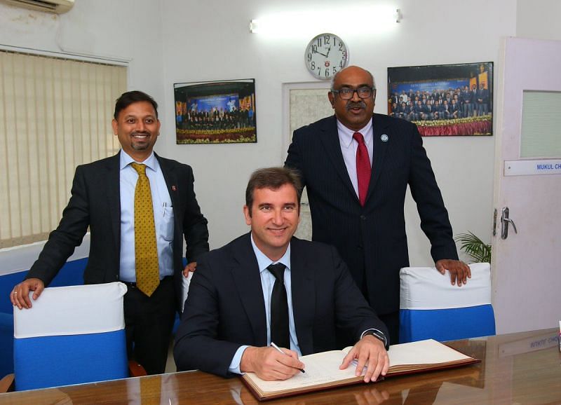 Soriano (centre) in India last year (Image: Jamshedpur FC)