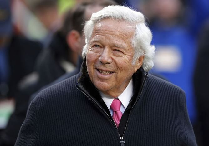 Patriots owner Kraft offered plea deal in prostitution case
