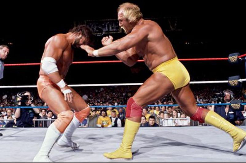 Hulk Hogan takes on Macho Man Randy Savage at Wrestlemania V