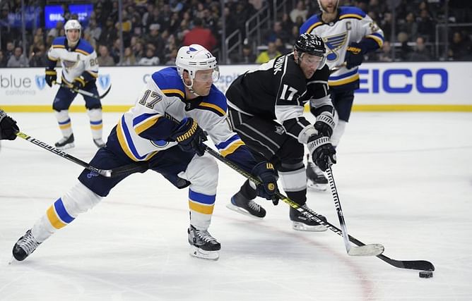 Blues' top line leads way in 4-0 win over Kings