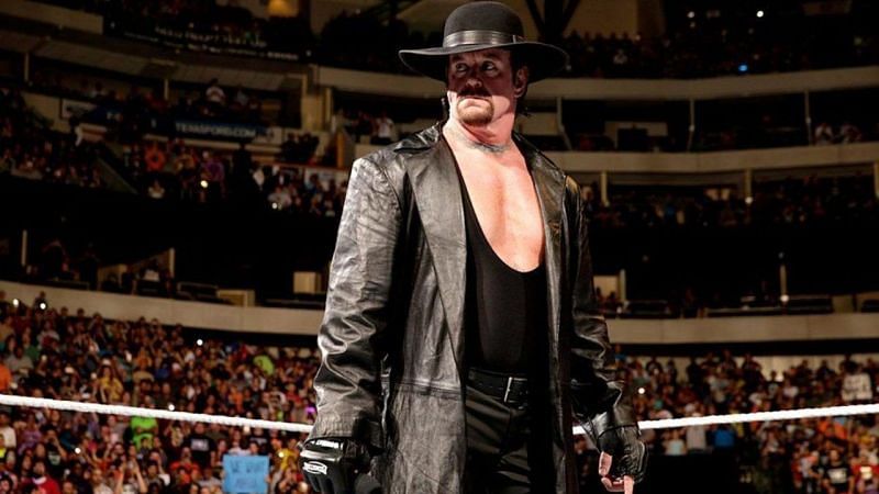 With WrestleMania 35 around the corner, The Undertaker could make his return to WWE tonight.