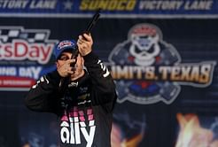 Johnson on pole on Texas after slight Cup qualifying changes