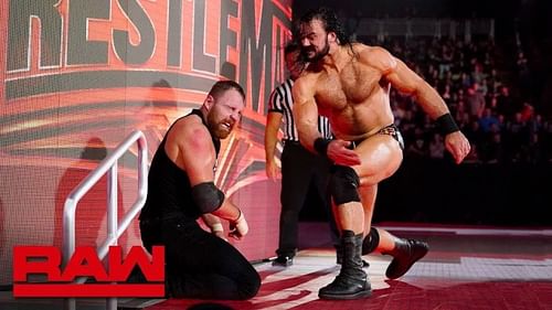 Drew Mcintyre had absolutely dominated Dean Ambrose in the last edition of Raw