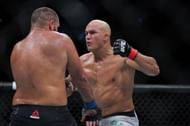 Can Junior Dos Santos survive the onslaught of Derrick Lewis?