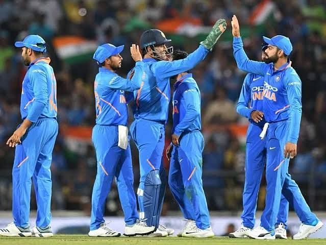 India aims to clinch series in Dhoni&#039;s den