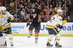 Ducks hold off late charge by Predators for 3-2 win