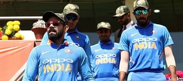 IND vs AUS, तीसरा वन-डे: भारतीय टीम ने पुलवामा हमले के शहीद जवानों को दी श्रद्धांजलि, पहनी आर्मी कैप