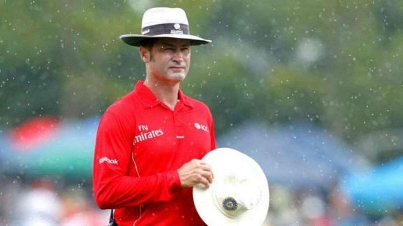 Simon Taufel clearly supports the soft signal rule