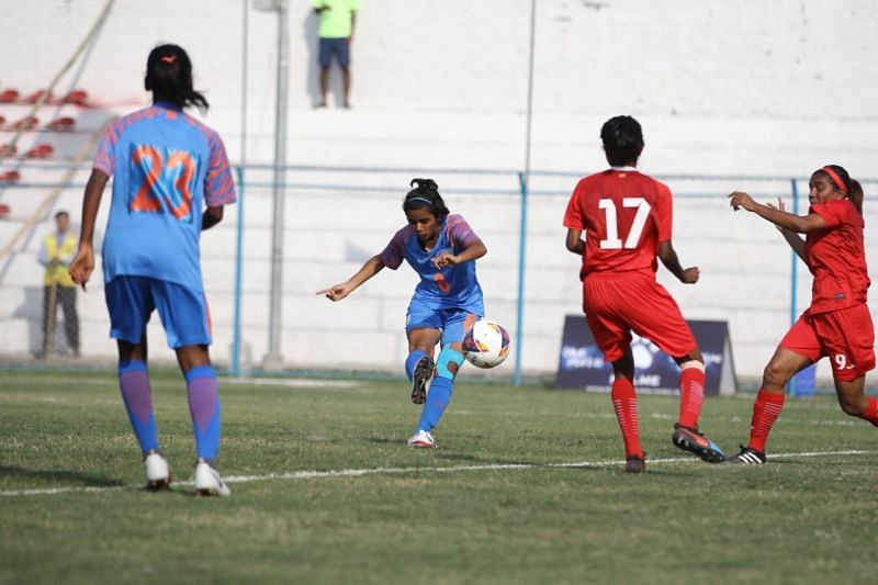 India&#039;s Sanju takes a shot against Maldives