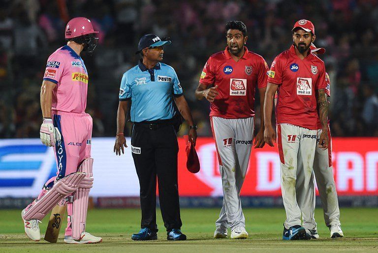 Controversial Dismisal done by Ravi Ashwin