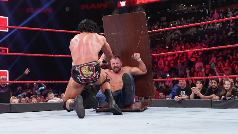Drew McIntyre demolished Dean Ambrose in the main event Last Man Standing Match.