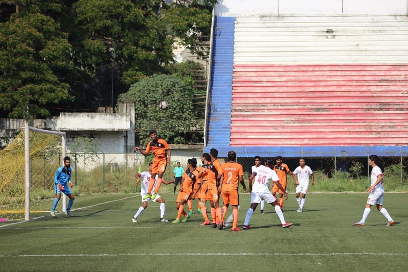 SUFC&#039;s Nidhin clears the ball from a corner