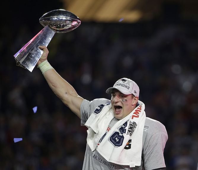 Gronk unleashed: Gronkowski sets course for retirement fun