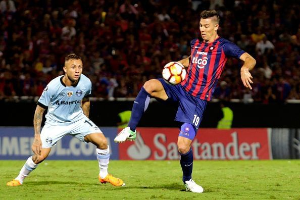 Cerro Porteno v Gremio - Copa CONMEBOL Libertadores 2018