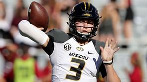 Broncos trade up to get QB Lock after fall into second round