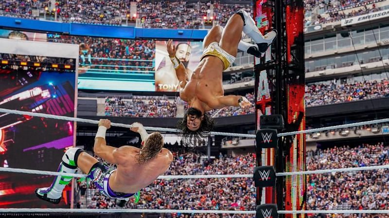 A fast-paced contest between Tony Nese and Buddy Murphy deserved a spot on the Main Show