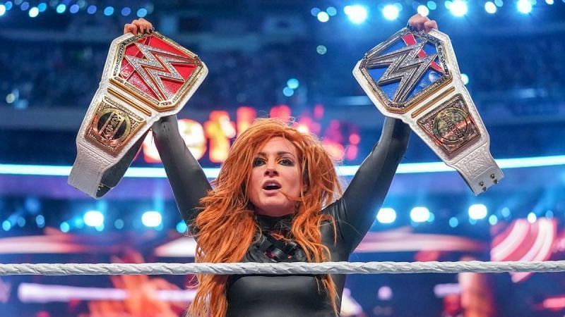 Becky Lynch won the Raw and SmackDown Women&#039;s titles at WrestleMania 35