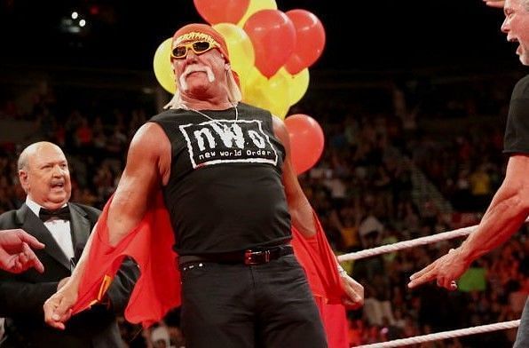 WWE News: WWE Superstar takes slight dig at the Hulk Hogan controversy