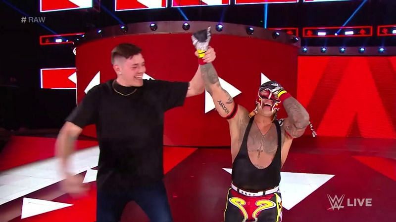 Rey Mysterio picked up a big win over Samoa Joe on RAW