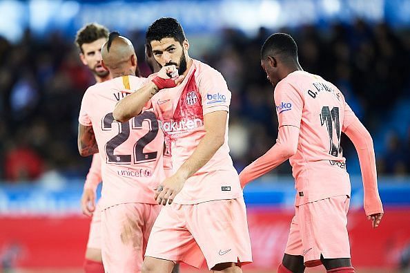 Deportivo Alaves v FC Barcelona - La Liga