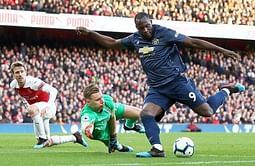 Manchester United Transfer News: “He wants to play in different countries” says star striker's agent who teases move away from the club