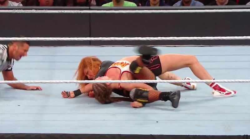 Was the finish of last night&#039;s main event botched?